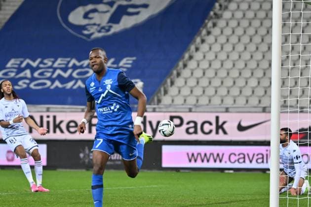 Joie de Pape Meissa Ba (grenoble) FOOTBALL : Grenoble Foot 38 vs SM Caen - Ligue 2 BKT - 03 02 2024 FredericChambert Panoramic 
