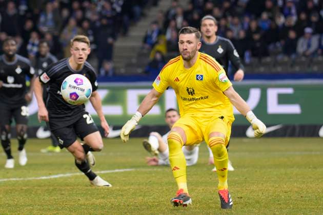 Daniel Heuer Fernandes (HSV, 01), Hertha BSC - Hamburger SV, 2. Bundesliga, Fussball, DFB, Bundesliga, Spielzeit 2023 2024, Olympia - Stadion Berlin, DFB DFL REGULATIONS PROHIBIT ANY USE OF PHOTOGRAPHS AS IMAGE SEQUENCES AND OR QUASI-VIDEO, 03.02. 2024, Foto: HMB Media Uwe Koch
