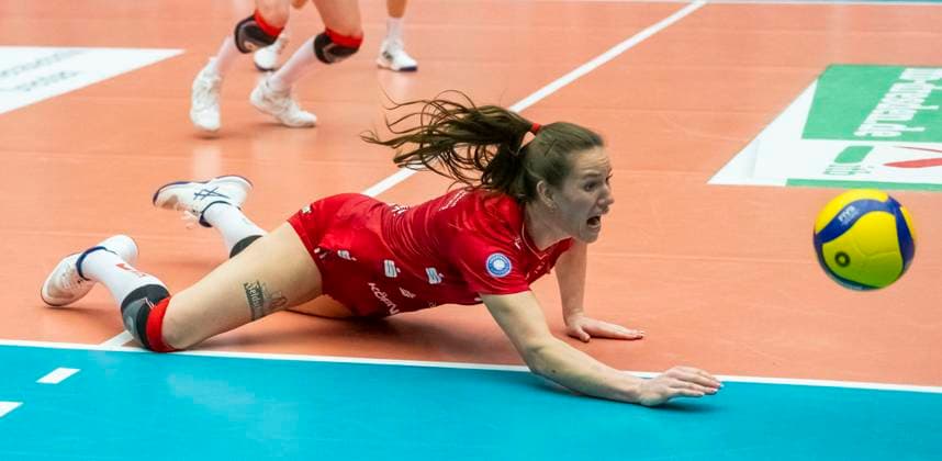 3.2.2024, Dresdens Pia Timmer am Ball, Volleyball, Bundesliga, Dresdner SC - SSC Schwerin, (c) Dresden Deutschland