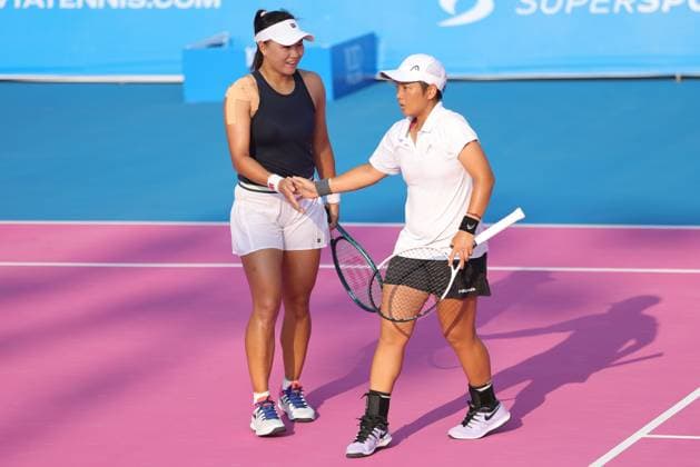 Guo Hanyu (white shirt) and Jiang Xinyu (black shirt), CHN, during semi-finals at 2024 Thailand Open in Hua Hin, 03 02 2024; -