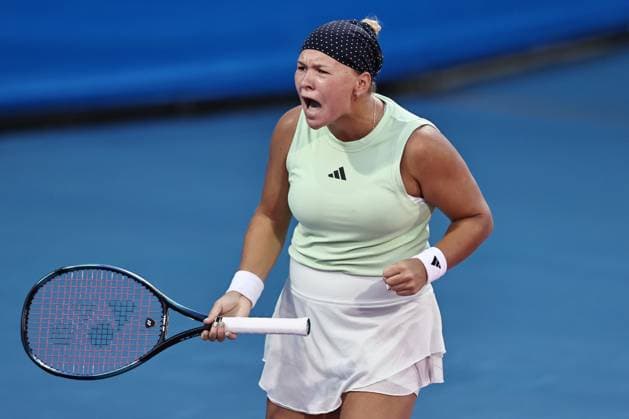 Diana Shnaider, RUS, during semi-finals at 2024 Thailand Open in Hua Hin, 03 02 2024; -
