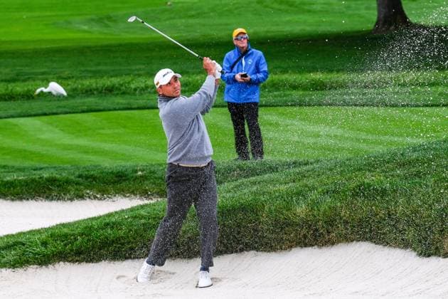 PEBBLE BEACH, CA - FEBRUARY 03: Jason Day powers out of the right bunker on the 2nd hole during the 3rd round of the AT&T Pebble Beach Pro-Am tournament on Saturday, February 3, 2024 in Monterey, California. (Photo by Douglas Stringer Icon Sportswire) GOLF: FEB 03 PGA, Golf Herren AT&T Pebble Beach Pro-Am EDITORIAL USE ONLY Icon24020302