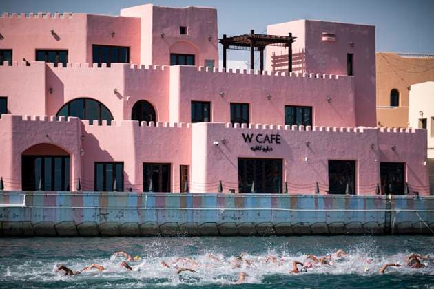 Sport Themen der Woche KW05 Sport Bilder des Tages A general view during open water men s 10km during the 21st World Aquatics Championships at the Old Doha Port in Doha (Qatar), February 04, 2024. GiorgioXPerottino