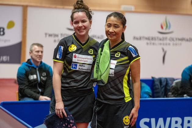 Alexandra Kaufmann (SV Böblingen, 04) und Qianhong Gotsch (SV Böblingen, 01) glückliche Gewinner¨¨SV Böblingen vs TSV Dachau, Tischtennis, Bundesliga Damen, Saison 2024, 04.02.2024, SV Böblingen vs TSV Dachau, Tischtennis, Bundesliga Damen, Saison 2024, 04.02.2024 Böblingen