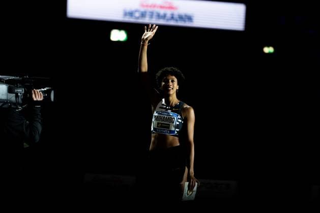 Sport Themen der Woche KW05 4. ISTAF INDOOR Düsseldorf, Düsseldorf, 04.02.2024 Malaika Mihambo (GER LG Kurpfalz) beim 4. ISTAF INDOOR Düsseldorf am 04.02.2024 im PSD Bank Dome in Düsseldorf *** 4 ISTAF INDOOR Düsseldorf, Düsseldorf, 04 02 2024 Malaika Mihambo GER LG Kurpfalz at the 4 ISTAF INDOOR Düsseldorf on 04 02 2024 at the PSD Bank Dome in Düsseldorf Copyright: xBEAUTIFULxSPORTS Flatemerschx