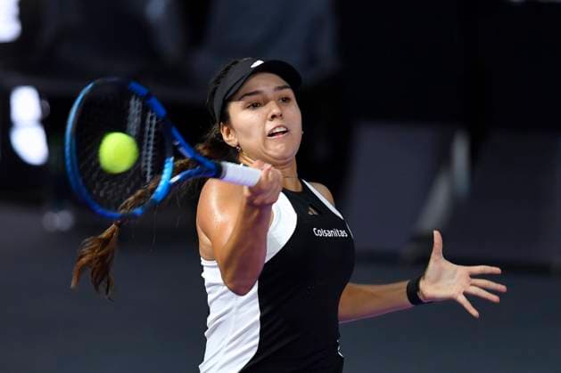 Viktoriya Tomova v Camila Osorio - Transylvania Open 2024 Round Of 32 Camila Osorio of Colombia is in action during her match against Viktoriya Tomova of Bulgaria at the Transylvania Open Qualifying Day 1: Women s WTA, Tennis Damen 250 Tournament in Cluj-Napoca, Romania, on February 3, 2024. Cluj-Napoca Romania  Copyright: xAlexxNicodimx originalFilename:nicodim-notitle240205_np9GZ.jpg