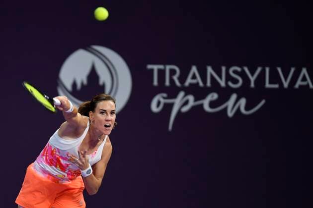 Laura Siegemund V Nuria Parrizas Diaz - Transylvania Open 2024 Round Of 32 Nuria Parrizas Diaz of Spain in action during her match against Laura Siegemund of Germany At The Transylvania Open Qualifying Day 1: Women s WTA, Tennis Damen 250 Tournament In Cluj-Napoca, Romania, On February 5, 2024. Cluj-Napoca Romania  Copyright: xAlexxNicodimx originalFilename:nicodim-notitle240205_npm40.jpg