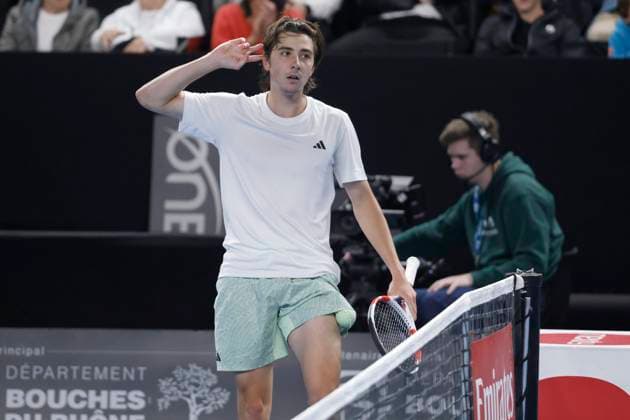 Sport Bilder des Tages TENNIS OPEN 13 PHOTOPQR LA PROVENCE PENNANT Franck ; Marseille ; 05 02 2024 ; Tennis : OPEN 13 Provence 2024 au Palais des sports de Marseille Match Benjamin BONZI (FRA) vs Alexander SHECHENKO (KAZ) (photo) ATP, Tennis Herren Open 13 in Marseille, on February 05, 2024 Marseille Marseille France  Copyright: xPHOTOPQR LAxPROVENCE MAXPPPxPENNANTxFranckx 20240205PVL9179 20240205PVL9179
