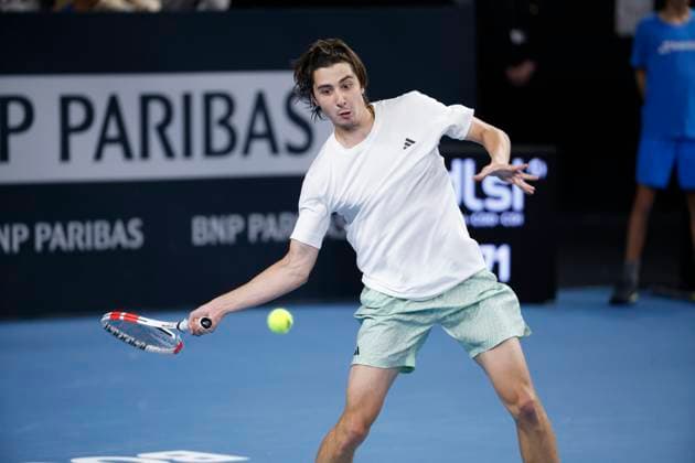 TENNIS OPEN 13 PHOTOPQR LA PROVENCE PENNANT Franck ; Marseille ; 05 02 2024 ; Tennis : OPEN 13 Provence 2024 au Palais des sports de Marseille Match Benjamin BONZI (FRA) vs Alexander SHECHENKO (KAZ) (photo) ATP, Tennis Herren Open 13 in Marseille, on February 05, 2024 Marseille Marseille France  Copyright: xPHOTOPQR LAxPROVENCE MAXPPPxPENNANTxFranckx 20240205PVL9180 20240205PVL9180