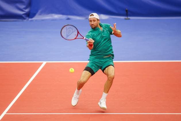 DALLAS, TX - FEBRUARY 05: Tennys Sandgren (USA) hits a forehand during the Dallas Open on February 5, 2024 at Styslinger Altec Tennis Complex in Dallas, TX. (Photo by George Walker Icon Sportswire) TENNIS: FEB 05 Dallas Open EDITORIAL USE ONLY Icon24020501