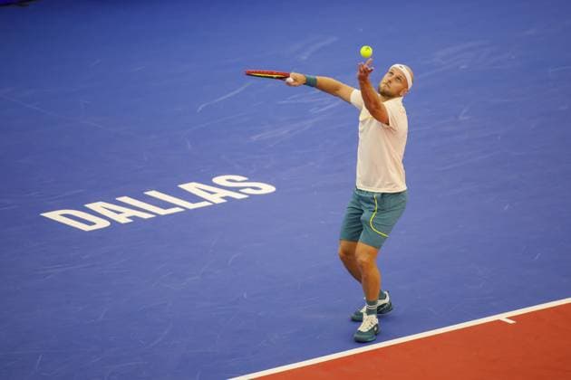 DALLAS, TX - FEBRUARY 05: Denis Kudla (USA) serves during the Dallas Open on February 5, 2024 at Styslinger Altec Tennis Complex in Dallas, TX. (Photo by George Walker Icon Sportswire) TENNIS: FEB 05 Dallas Open EDITORIAL USE ONLY Icon24020524