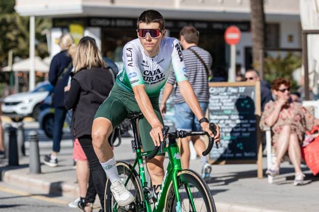 Volta a la Comunitat Valenciana 2024, 4. Etappe; Spanien, 03.02.2024 Jaume GUARDENO ( 82, Team Caja Rural - Seguros RGA) Start der vierten Etappe der Volta a la Comunitat Valenciana in Moraira (Spanien) am 03.02.2024 *** Volta a la Comunitat Valenciana 2024, stage 4 Spain, 03 02 2024 Jaume GUARDENO 82, Team Caja Rural Seguros RGA Start of the fourth stage of the Volta a la Comunitat Valenciana in Moraira Spain on 03 02 2024 Copyright: xBEAUTIFULxSPORTS Meurerx