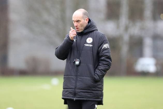 Sport Bilder des Tages Braunschweig Training Braunschweig, 06.02.2024, FUßBALL - Eintracht Braunschweig, 2. BL, Saison 2023 24, Training, Cheftrainer Daniel Scherning (Eintracht Braunschweig) Braunschweig