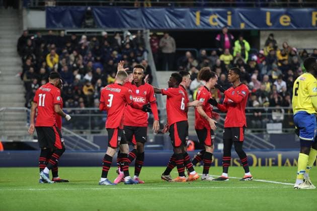 Joie des joueurs de l equipe Rennes apres le but de KALIMUENDO ARNAUD 9 FOOTBALL : Fc Sochaux vs Rennes - Coupe De France - 06 02 2024 ElyxandroCegarra Panoramic 