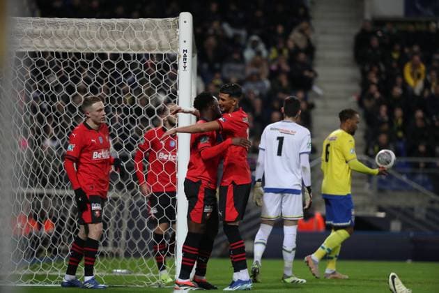 Joie des joueurs de l equipe Rennes apres le but de KALIMUENDO ARNAUD 9 FOOTBALL : Fc Sochaux vs Rennes - Coupe De France - 06 02 2024 ElyxandroCegarra Panoramic 