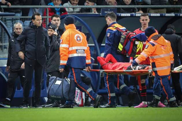 Enzo Le FÃ e 8 blessÃ Le milieu breton se fait mal tout seul derriere la cuisse FOOTBALL : Fc Sochaux vs Rennes - Coupe De France - 06 02 2024 ElyxandroCegarra Panoramic 