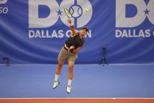 DALLAS, TX - FEBRUARY 06: Marcos Giron (USA) serves during the Dallas Open on February 6, 2024 at Styslinger Altec Tennis Complex in Dallas, TX. (Photo by George Walker Icon Sportswire) TENNIS: FEB 06 Dallas Open EDITORIAL USE ONLY Icon24020621