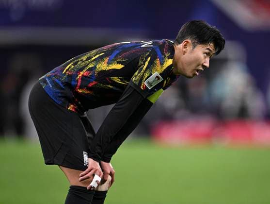 FUSSBALL AFC Asian Cup Halbfinale in Doha Jordanien - Suedkorea 06.02.2024 Enttaeuschung Suedkorea; Son Heung-Min