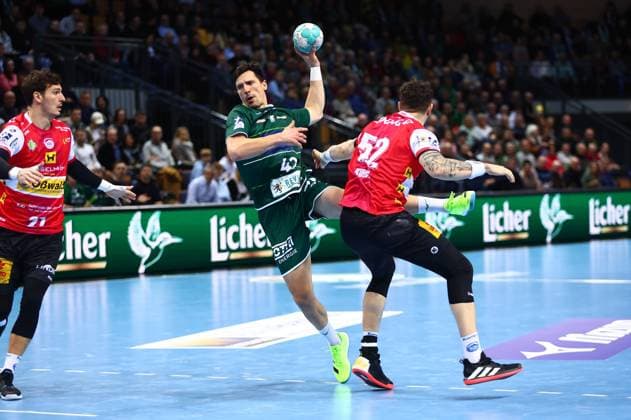 Torwurf von Nemanja Zelenovic (Wetzlar) HSG Wetzlar vs ThSV Eisenach, Handball, 1. Bundesliga, 07.02.2024 HSG Wetzlar vs ThSV Eisenach, Handball, 1. Bundesliga, 07.02.2024 Wetzlar *** Goal shot by Nemanja Zelenovic Wetzlar HSG Wetzlar vs ThSV Eisenach, Handball, 1 Bundesliga, 07 02 2024 HSG Wetzlar vs ThSV Eisenach, Handball, 1 Bundesliga, 07 02 2024 Wetzlar Copyright: xEibner-Pressefotox EP_RWS