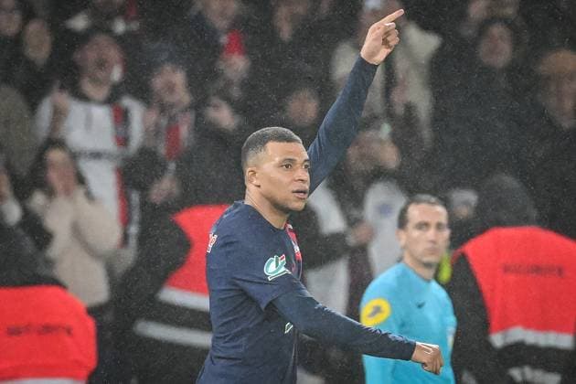 February 7, 2024, Paris, France, France: Kylian MBAPPE of PSG celebrates his goal during the French Cup match between Paris Saint-Germain (PSG) and Stade Brestois (Brest) at Parc des Princes Stadium on February 07, 2024 in Paris, France. Paris France - ZUMAm308 20240207_zsp_m308_002 Copyright: xMatthieuxMirvillex