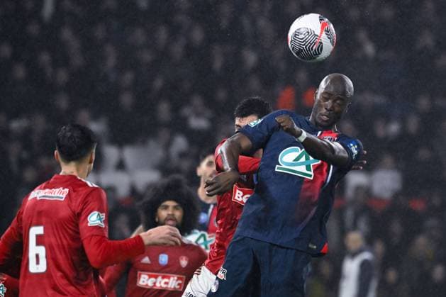 D Pereira ( 4 - PSG ) during the French Cup match between Paris Saint Germain and Stade Brestois 29 at Parc des Princes on February 07, 2024 in Paris, France. ( Photo by federico pestellini panoramic ) - FOOTBALL : PSG vs Brest - Coupe de France - 07 02 2024 FedericoPestellini Panoramic 