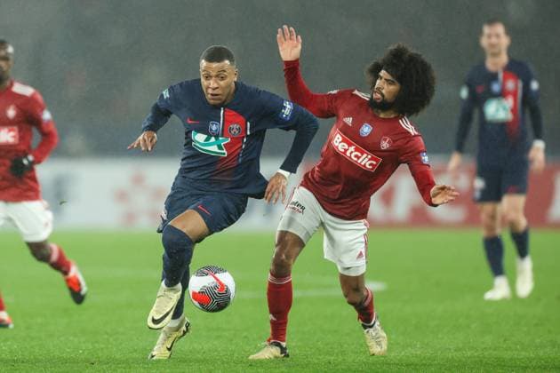 Mbappe Kylian of PSG during the French Cup match between Paris Saint Germain and Stade Brestois 29 at Parc des Princes on February 07, 2024 in Paris, France. ( Photo by Ibrahim Ezzat panoramic ) - FOOTBALL : Paris SG vs Brest - Coupe de France - 07 02 2024 IbrahimEzzat Panoramic 