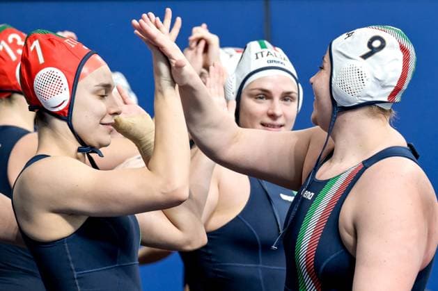 Athlese of team Italy prepare to compete in the Water polo, Wasserball women match between team Italy (white caps) and team Canada (blue caps) of the 21st World Aquatics Championships at the Aspire Dome in Doha (Qatar), February 8, 2024. GiorgioXScala