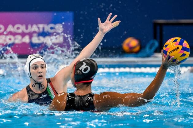 Agnese Cocchiere of Italy during the Water polo, Wasserball women match between team Italy (white caps) and team Canada (blue caps) of the 21st World Aquatics Championships at the Aspire Dome in Doha (Qatar), February 8, 2024. GiorgioXScala