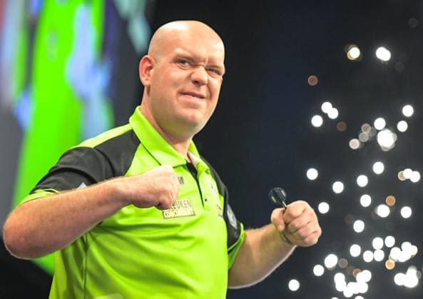 Bilder des Jahres 2024, Sport 02 Feburar Sport Themen der Woche KW06 Sport Bilder des Tages Dart, Premier League Darts 2024 08.02.2024, xdanx, Dart,Premier League Darts 2024,v.l.Michael van Gerwen (Niederlande)Jubel, celebration Berlin Mercedes Benz Arena Berlin Deutschland *** Dart, Premier League Darts 2024 08 02 2024, xdanx, Dart,Premier League Darts 2024,v l Michael van Gerwen Netherlands cheers, celebration Berlin Mercedes Benz Arena Berlin Germany Copyright: xDanielxLakomskix
