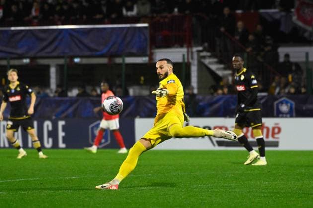 Aggoune Leonard ( 1 - Rouen ) during the French Cup match between FC Rouen Metropole and AS Monaco at Stade Robert Diochon on February 08, 2024 in Rouen, France. ( Photo by federico pestellini panoramic ) - FOOTBALL : Rouen vs Monaco - Coupe de France - 08 02 2024 FedericoPestellini Panoramic 