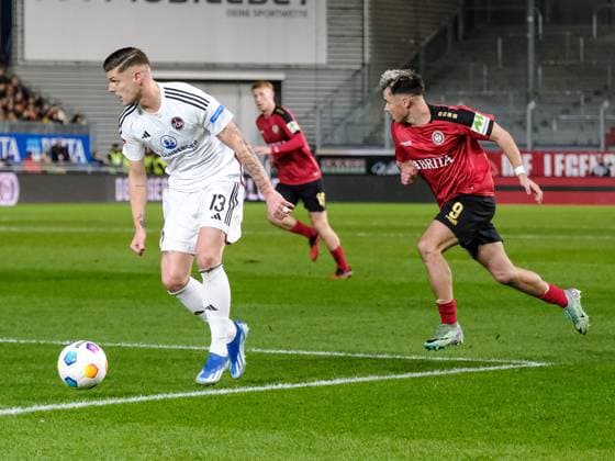 Erik Wekesser (1.FC Nuernberg, 13), Thijmen Goppel (SV Wehen Wiesbaden, 09), GER, SV Wehen Wiesbaden vs. 1. FC Nuernberg, Fussball, 2. Bundesliga, 21. Spieltag, Spielzeit 2023 2024, 09.02.2024 DFL REGULATIONS PROHIBIT ANY USE OF PHOTOGRAPHS AS IMAGE SEQUENCES AND OR QUASI-VIDEO GER, SV Wehen Wiesbaden vs. 1. FC Nuernberg, Fussball, 2. Bundesliga, 21. Spieltag, Spielzeit 2023 2024, 09.02.2024 Wiesbaden