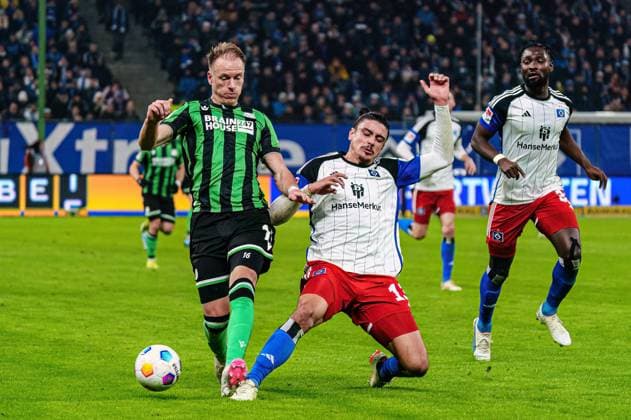 Havard Nielsen (Hannover 96, 16), Guilherme Ramos (Hamburger SV, 13) GER, Hamburger SV vs. Hannover 96, Fussball, 2. Bundesliga, Spieltag 21, Saison 2023 2024, 09.02.2024 DFL REGULATIONS PROHIBIT ANY USE OF PHOTOGRAPHS AS IMAGE SEQUENCES AND OR QUASI-VIDEO GER, Hamburger SV vs. Hannover 96, Fussball, 2. Bundesliga, Spieltag 21, Saison 2023 2024, 09.02.2024 Hamburg