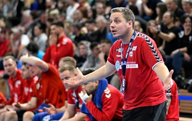 9.2.2024, Hamms Trainer Michael Lerscht, Handball, 2. Bundesliga, HC Elbflorenz Dresden - ASV Hamm-Westfalen, (c) Dresden Deutschland