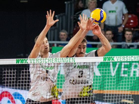 . Volleyball, Herrsching - Giesen, am 9.02.2024. Volleyball Bundesliga, WWK Volleys Herrsching vs. Helios GRIZZLYS Giesen 1:3, Saison 2023-2024 , in Muenchen, B M W P A R K, Deutschland. Quelle Copyright Credit : Oryk HAIST