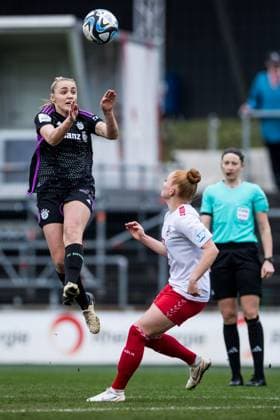 GOOGLE PIXEL Frauen Bundesliga: 1. FC Köln - FC Bayern München; 10.02.2024 Kopfball Georgia Stanway (FC Bayern München, 31) GOOGLE PIXEL Frauen Bundesliga, 1. FC Köln - FC Bayern München, Köln, Franz-Kremer-Stadion am 10.02.2024 DFB REGULATIONS PROHIBIT ANY USE OF PHOTOGRAPHS AS IMAGE SEQUENCES AND OR QUASI-VIDEO. Copyright: xBEAUTIFULxSPORTS Wunderlx
