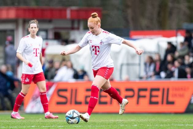 GOOGLE PIXEL Frauen Bundesliga: 1. FC Köln - FC Bayern München; 10.02.2024 Laura Vogt (1. FC Köln, 8) GOOGLE PIXEL Frauen Bundesliga: 1. FC Köln - FC Bayern München; 10.02.2024 Copyright: xBEAUTIFULxSPORTS Buriakovx
