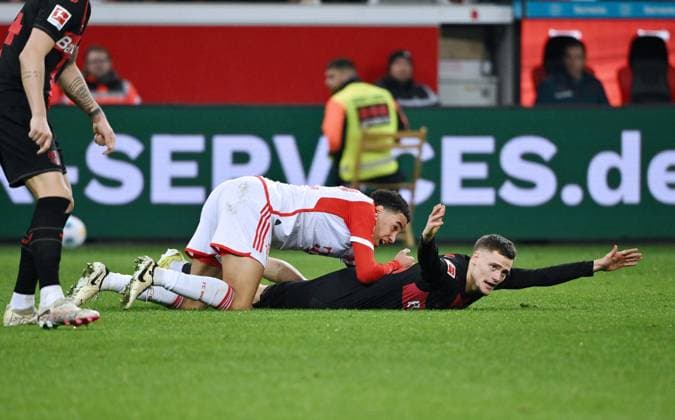 Florian Wirtz (Bayer 04 Leverkusen), Jamal Musiala (Bayern Muenchen), v.re. 10.02.2024, Fussball Saison 2023 2024, 1. Bundesliga, 21. Spieltag, Bayer 04 Leverkusen - FC Bayern München 3:0 Leverkusen BayArena Nordrhein Westfalen Deutschland