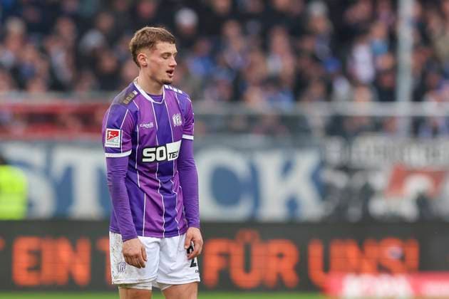 Michael Cuisance (VfL Osnabrueck) schaut enttaeuscht, 2. Bundesliga, VfL Osnabrueck vs Hansa Rostock, Bremer Bruecke, 11.02.2024, Osnabrueck, Deutschland.