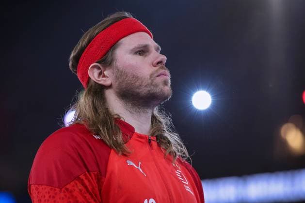 28.01.2024, EHF EURO 2024, Männer Europameisterschaft Handball, Lanxess Arena in Köln, Finale, Siegerehrung Mikkel Hansen (Dänemark) Nordrhein-Westfalen Deutschland