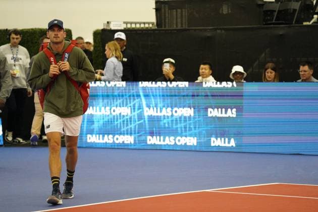 February 11, 2024, Dallas, Texas, USA: Dallas, Texas, USA: American tennis player Tommy Paul walks into the court moments before the beginning of the championship game of the Dallas Open at the Styslinger ALTEC Tennis Center on the campus of Southern Methodist University on Saturday February 10, 2024. Dallas USA - ZUMAv131 20240211_znp_v131_001 Copyright: xJavierxVicenciox