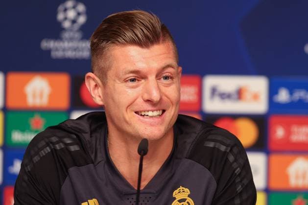 Sport Themen der Woche KW07 Sport Bilder des Tages Pressekonferenz Real Madrid UEFA Champions League Leipzig, 12.02.2024, Red Bull Arena, Fußball, Männer, Saison 2023 2024, UEFA Champions League, Achtelfinale, Pressekonferenz Real Madrid , Im Bild: Toni Kroos (8, Real) , *** Press conference Real Madrid UEFA Champions League Leipzig, 12 02 2024, Red Bull Arena, Football, Men, Season 2023 2024, UEFA Champions League, Round of 16, Press conference Real Madrid , Pictured Toni Kroos 8, Real ,