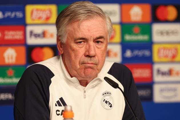 Pressekonferenz Real Madrid UEFA Champions League Leipzig, 12.02.2024, Red Bull Arena, Fußball, Männer, Saison 2023 2024, UEFA Champions League, Achtelfinale, Pressekonferenz Real Madrid , Im Bild v.l.: Trainer Carlo Ancelotti, Real Madrid ,