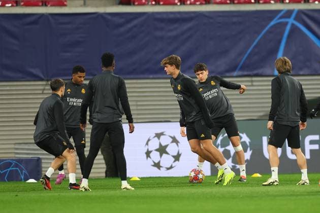 Abschlusstraining Real Madrid UEFA Champions League Leipzig, 12.02.2024, Red Bull Arena, Fußball, Männer, Saison 2023 2024, UEFA Champions League, Achtelfinale, Abschlusstraining Real Madrid , Im Bild: Aufwärmen Real Madrid ,