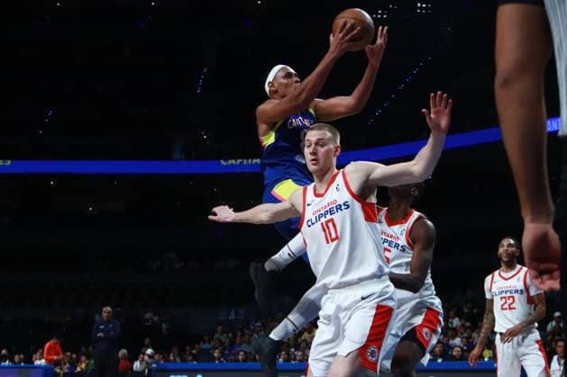 February 11, 2024, Mexico City, Ciudad de Mexico, Mexico: February 11, 2024 in Mexico City, Mexico: Ruan Miranda (8) of Capitanes drives to the basket during the NBA, Basketball Herren, USA G League match between Mexico City Capitanes and Ontario Clippers at Mexico City Arena. on February 11, 2024. In Mexico City, Mexico. Mexico City Mexico - ZUMAe321 20240211_zsa_e321_035 Copyright: xCarlosxSantiago xEyepixxGroupx