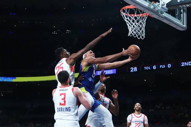 February 11, 2024, Mexico City, Ciudad de Mexico, Mexico: February 11, 2024 in Mexico City, Mexico: Ruan Miranda (8) of Capitanes drives to the basket during the NBA, Basketball Herren, USA G League match between Mexico City Capitanes and Ontario Clippers at Mexico City Arena. on February 11, 2024. In Mexico City, Mexico. Mexico City Mexico - ZUMAe321 20240211_zsa_e321_037 Copyright: xCarlosxSantiago xEyepixxGroupx