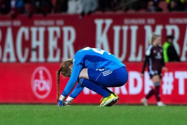 Kristin Krammer (FC Nuernberg, 25) ist enttauescht ueber die Niederlage, GER, FC Nuernberg vs Bayer 04 Leverkusen, Fussball Google Pixel Frauen Bundesliga, 13. Spieltag, Saison 2023 2024, 12.02.2024 DFB regulations prohibit any use of photographs as image sequences and or quasi-video GER, FC Nuernberg vs Bayer 04 Leverkusen, Fussball Google Pixel Frauen Bundesliga, 13. Spieltag, Saison 2023 2024, 12.02.2024 Nuernberg Copyright: xEibner-Pressefoto Memmlerx EP_MMR