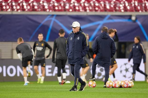 February 12, 2024, Leipzig, Germany: Carlo Ancelotti, head coach of Real Madrid seen during a training session on the eve of the UEFA Champions League round of 16, first-leg football match between RB Leipzig and Real Madrid CF in the Red Bull Arena. Leipzig Germany - ZUMAs197 20240212_aaa_s197_115 Copyright: xFedericoxTitonex