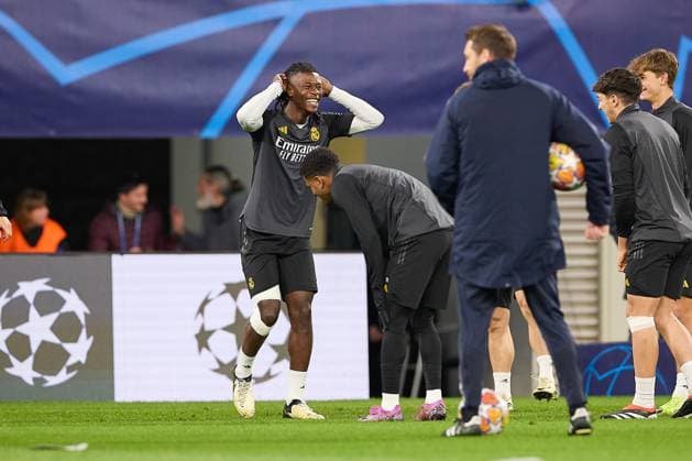 Real Madrid s training and press conference, PK, Pressekonferenz in Leipzig - 12 Feb 2024 Eduardo Camavinga of Real Madrid smiles during a training session on the eve of the UEFA Champions League round of 16, first-leg football match between RB Leipzig and Real Madrid CF in the Red Bull Arena. Leipzig Germany Copyright: xFedericoxTitonex xSOPAxImagesx FTITONE_0037