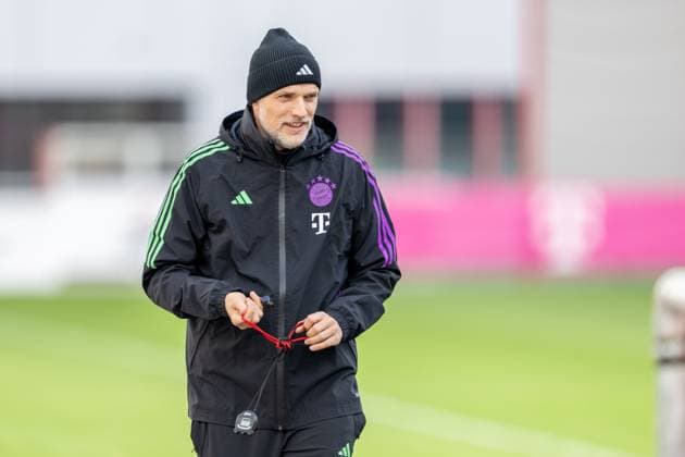 Cheftrainer Thomas Tuchel (FC Bayern Muenchen), Abschlusstraining vor dem Champions League-Spiel, Achtelfinale Hinspiel gegen Lazio Rom, Saison 2023 2024 an der Saebener Strasse. 13.02.2024 DFB regulations prohibit any use of photographs as image sequences and or quasi-video Muenchen Bayern Deutschland