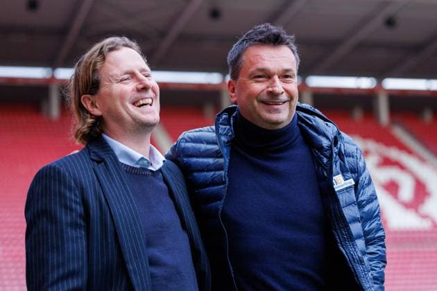 Vorstellung von BO HENRIKSEN als neuer Cheftrainer des 1. FSV Mainz 05, Mainz, 13.02.2024 Christian Heidel mit Bo Henriksen (1. FSV Mainz 05, Cheftrainer) Pressekonferenz, lachen; gute Laune; Vorstellung von BO HENRIKSEN als neuer Cheftrainer des 1. FSV Mainz 05, MEWA Arena Mainz, 13.02.2024 Copyright: xBEAUTIFULxSPORTS Hahnex